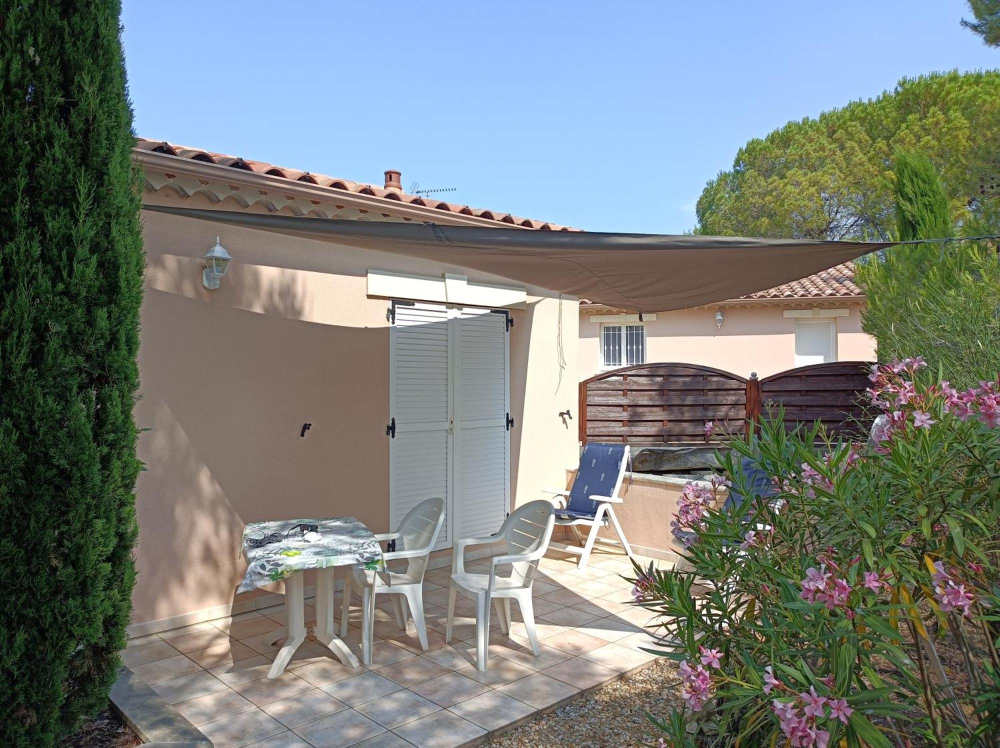 Anduze Gite Les Pins Au "Petit Clos Des Cigales" Massillargues-Attuech Exterior foto